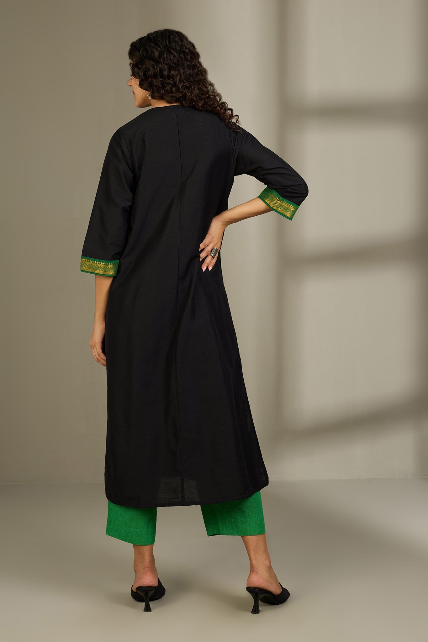 Maati Craft Midnight Ink & Forest Foil Front Zipper A-line Kurta