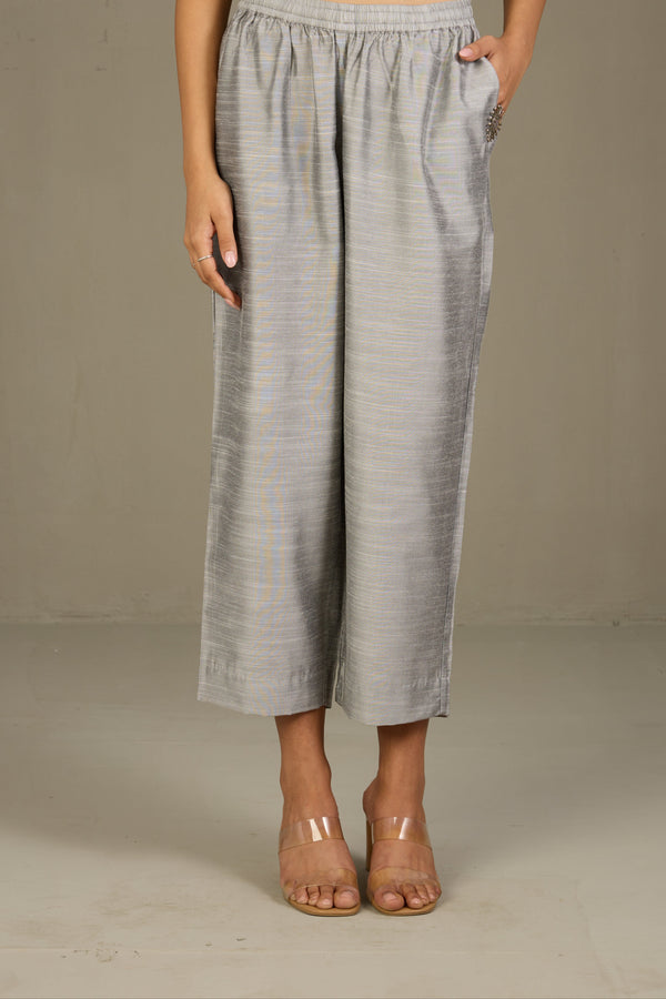 Maati Craft Comfort fit cotton pants - Silver Silk Slub