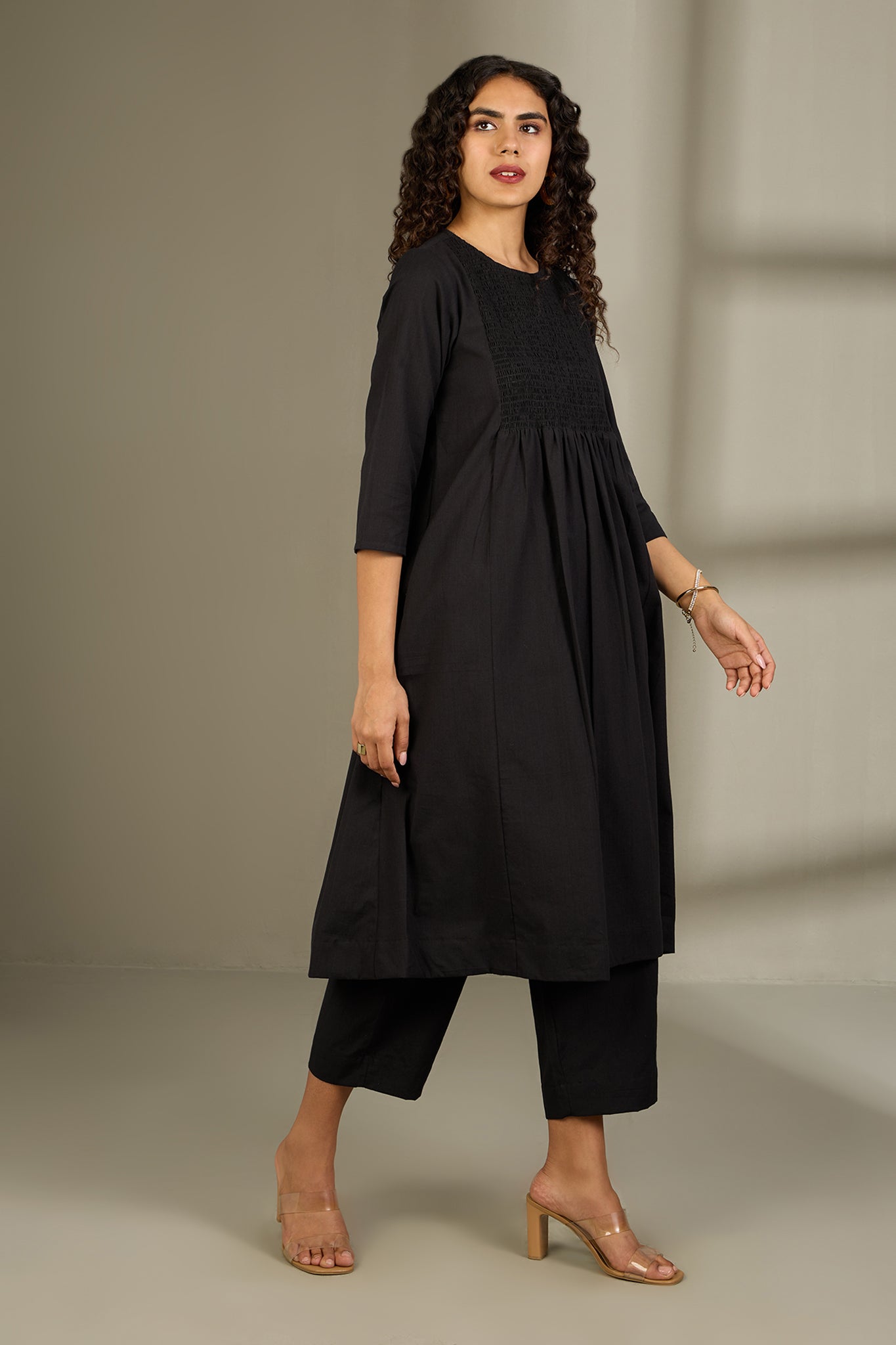Maati Craft Co-ord Set Midnight Muse Smocked Yoke Kurta & Pants
