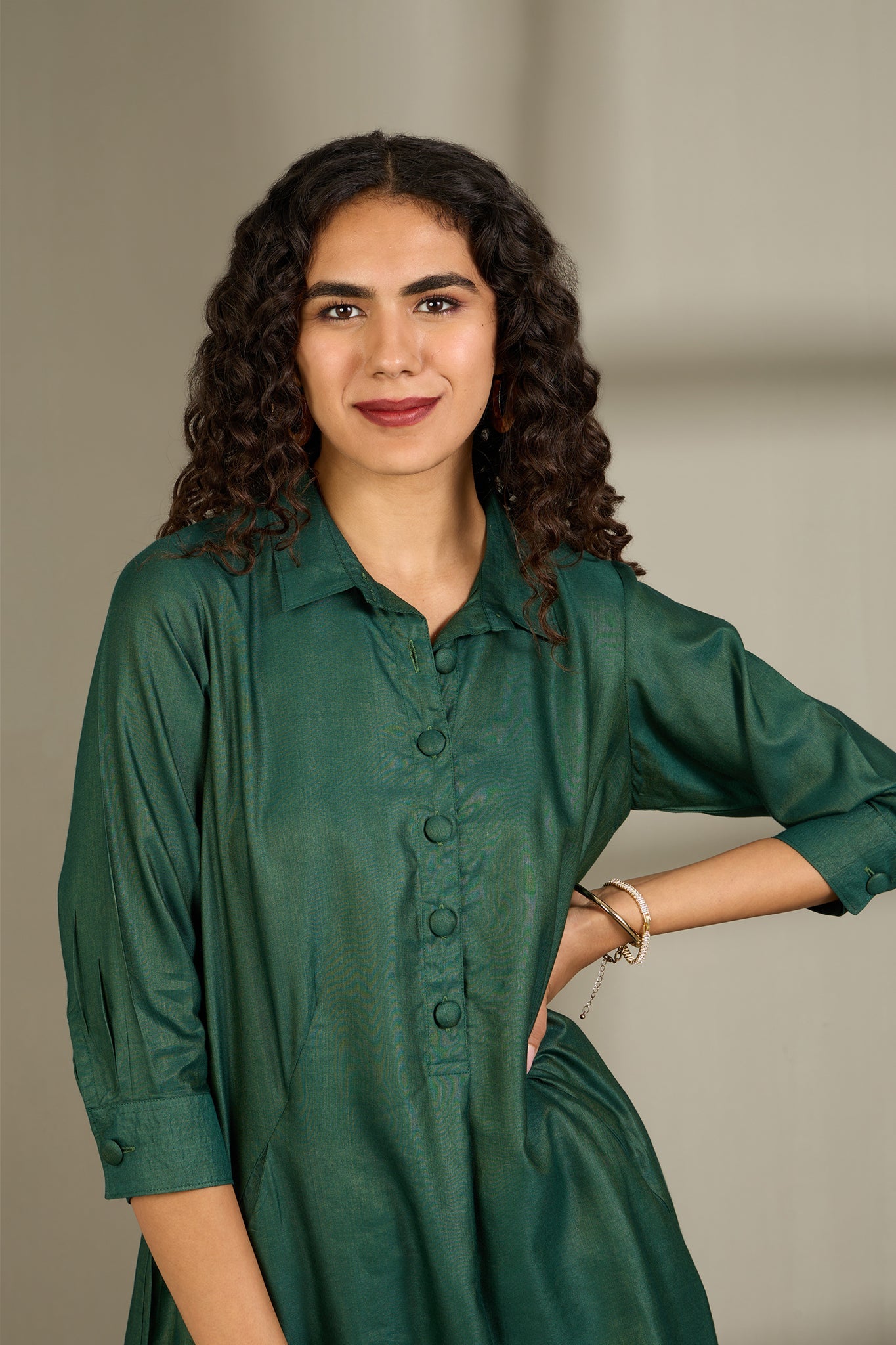 Maati Craft Opulent Emerald Viscose Silk Tunic Shirt Dress