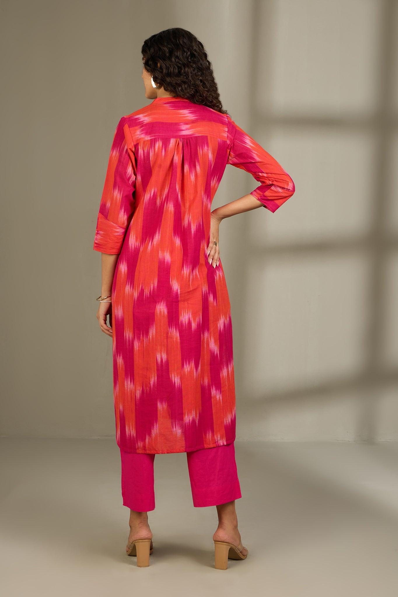 Maati Craft Flamekissed Hues Stand Collar Kurta with Round Hemline