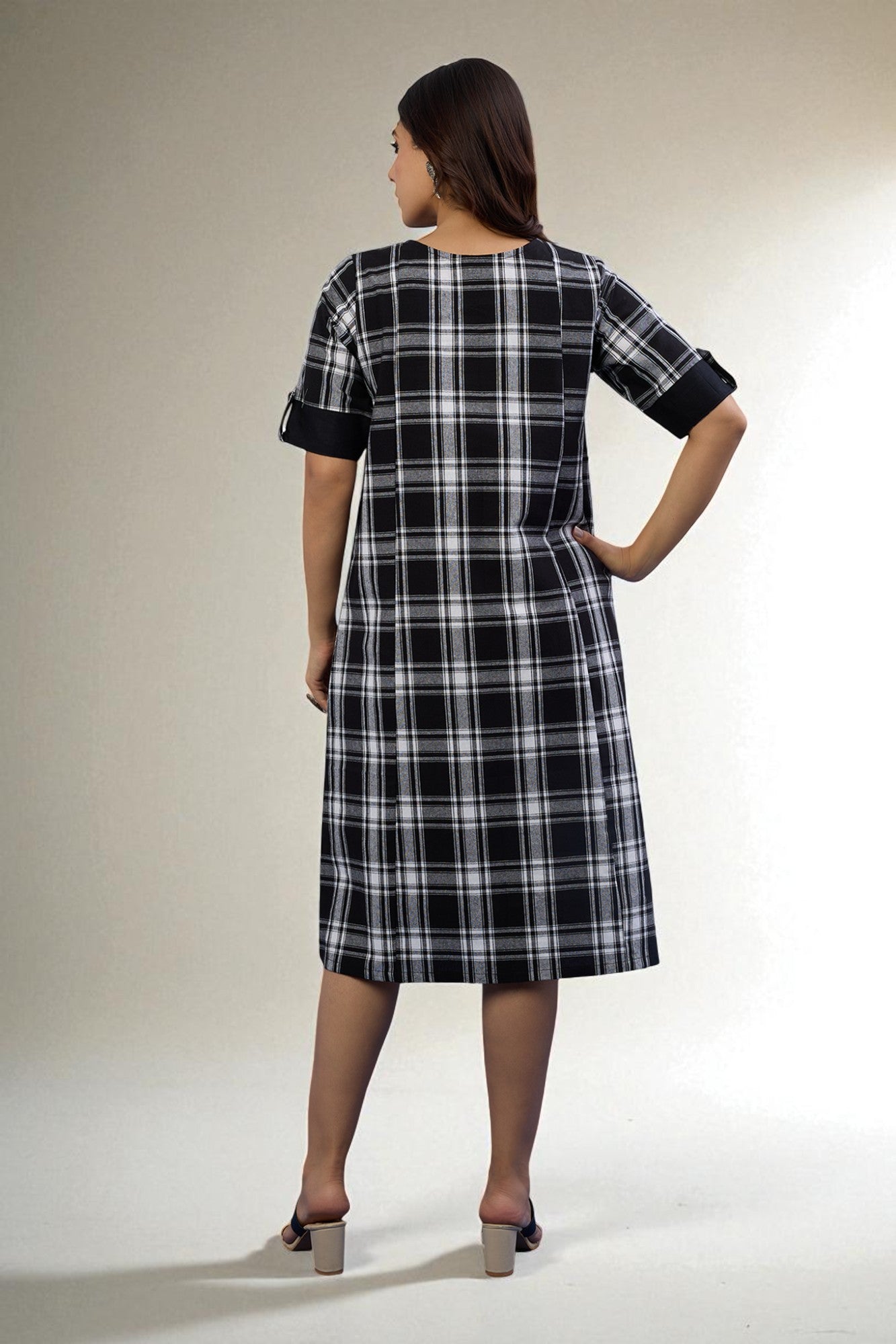 Eclipse Plaid Shift Dress With Pockets Mc