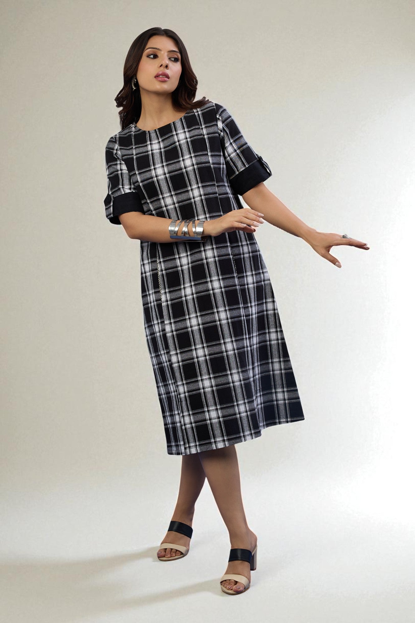 Eclipse Plaid Shift Dress With Pockets Mc