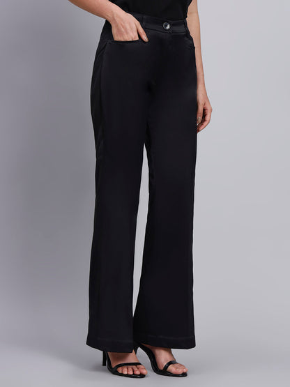 Powersutra Silver Satin Blazer-Set With Black Trim Detailing