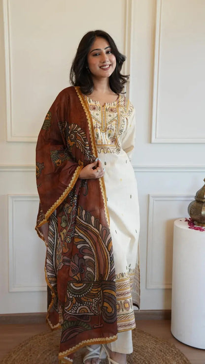 Meeval Kalamkari 3PC Set in Hand Work and Kalamkari Printed Dupatta LP