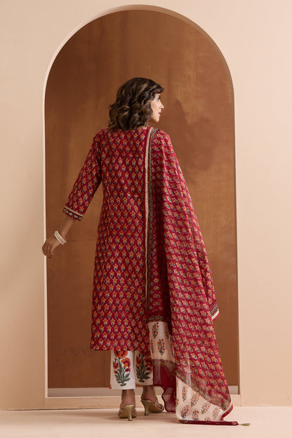 Murraya Maroon Ivy Embroidered Chanderi Kurta Set of 3