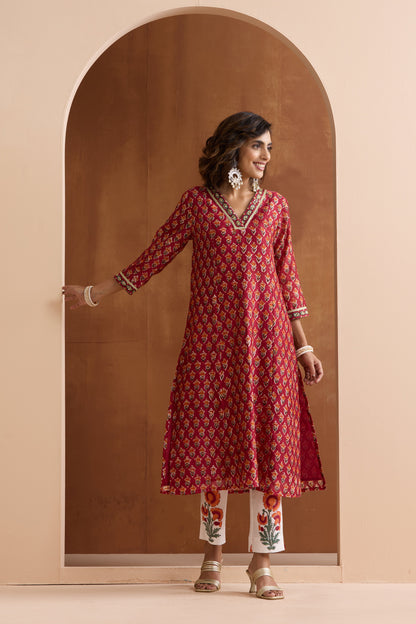 Murraya Maroon Ivy Embroidered Chanderi Kurta Set of 3