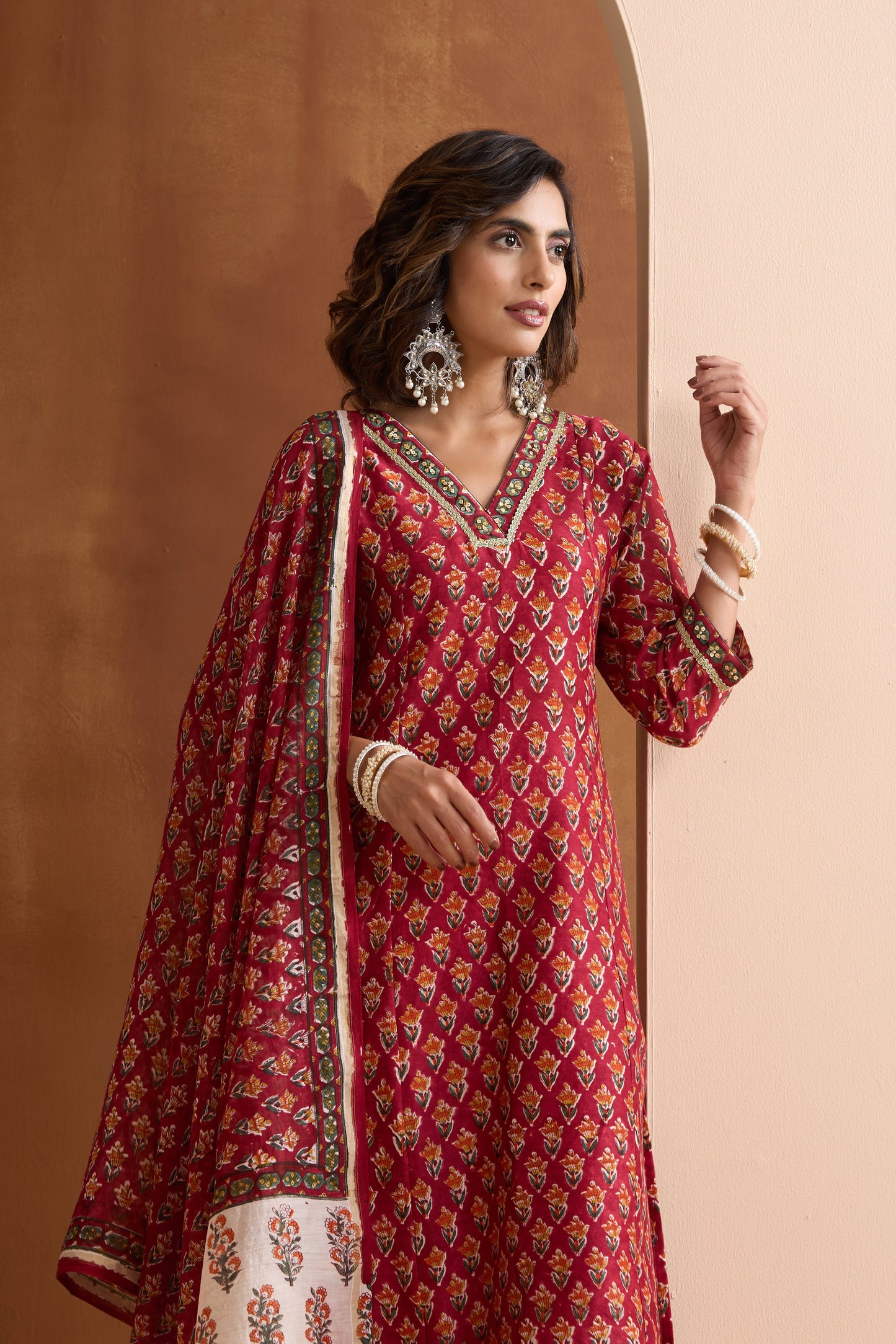 Murraya Maroon Ivy Embroidered Chanderi Kurta Set of 3