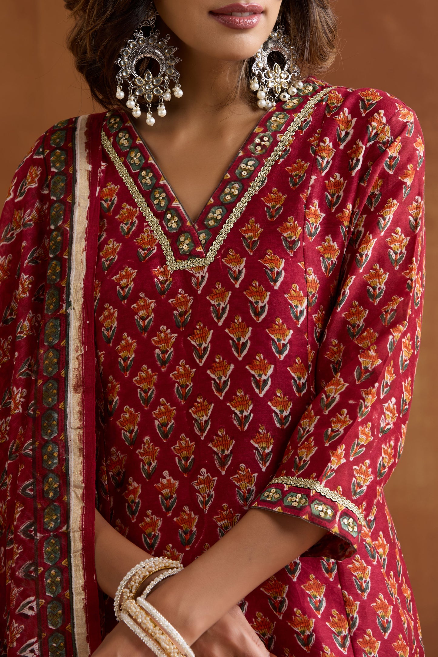 Murraya Maroon Ivy Embroidered Chanderi Kurta Set of 3