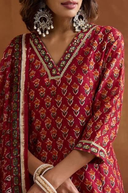 Murraya Maroon Ivy Embroidered Chanderi Kurta Set of 3