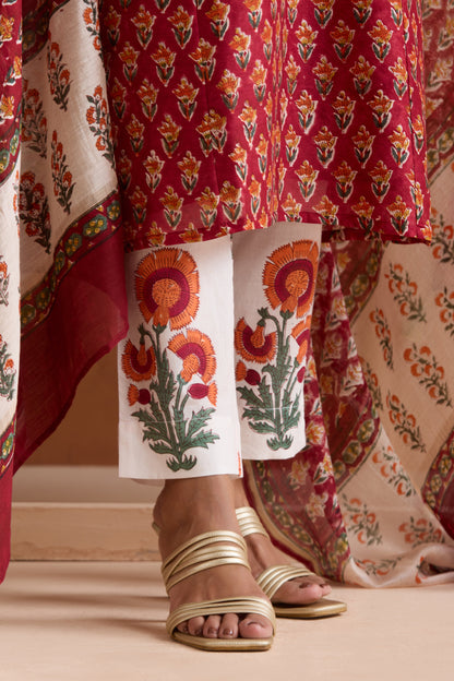 Murraya Maroon Ivy Embroidered Chanderi Kurta Set of 3