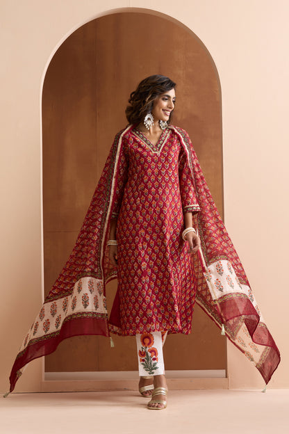 Murraya Maroon Ivy Embroidered Chanderi Kurta Set of 3