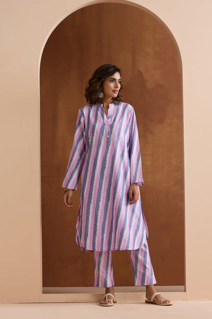 Murraya Delicate Pink Ikat Handloom Cotton Kurta Set of 2