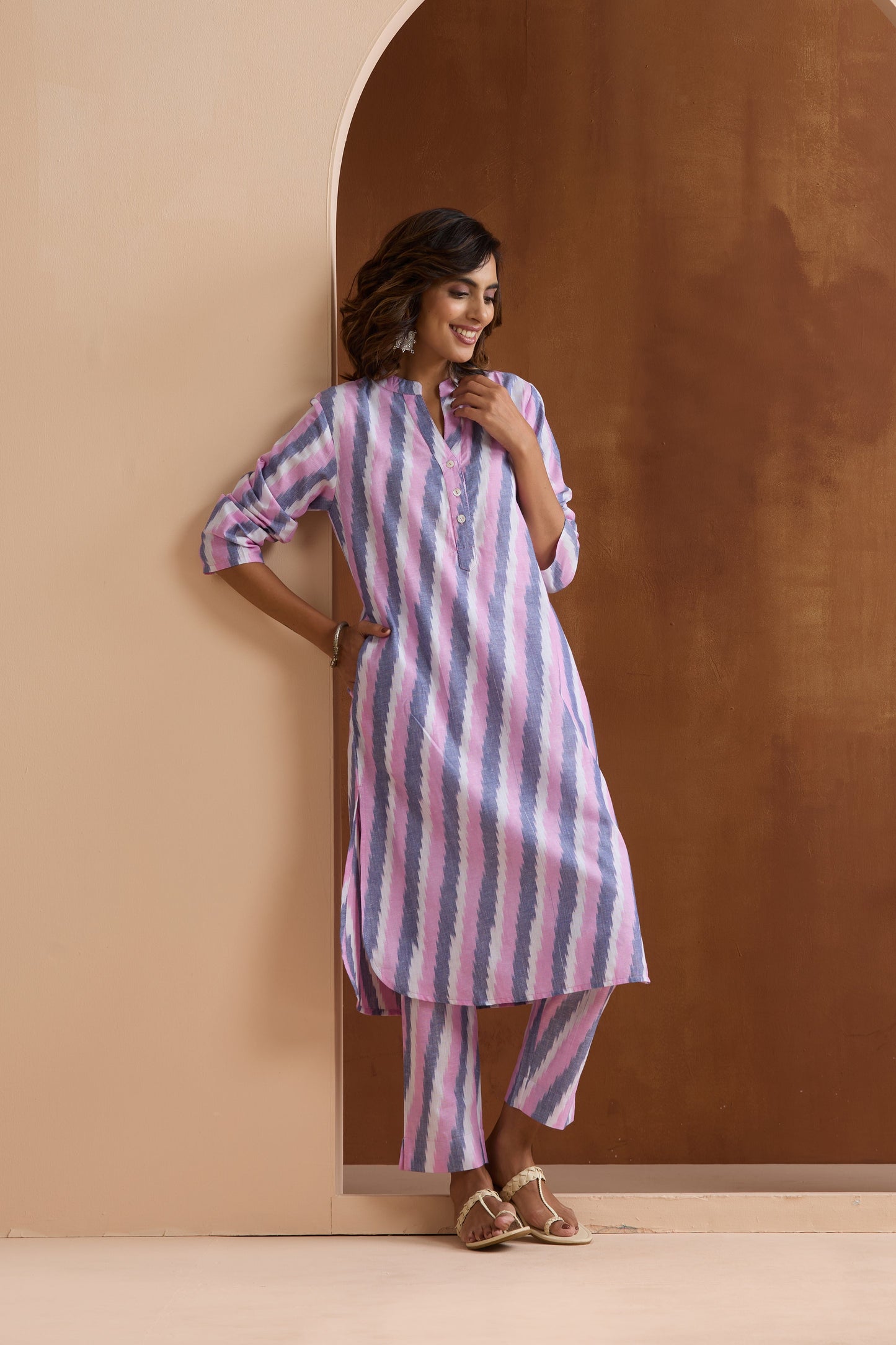Murraya Delicate Pink Ikat Handloom Cotton Kurta Set of 2
