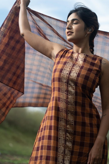 Studio  Brown With Wine Madras Checks Top & Dupatta