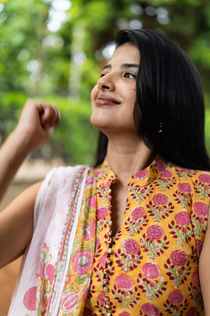 Yellow Handblock Printed 3 Pcs Suit Se- Sleeve Length Can be Changed