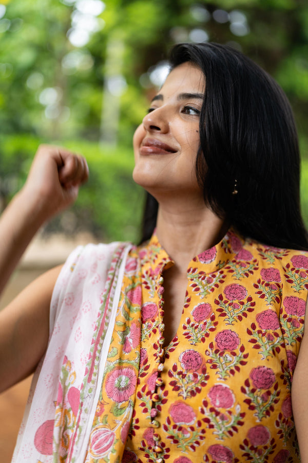 Yellow Handblock Printed 3 Pcs Suit Se- Sleeve Length Can be Changed
