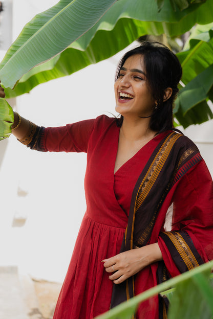 Studio Red Kanchi Cotton Top & Dupatta