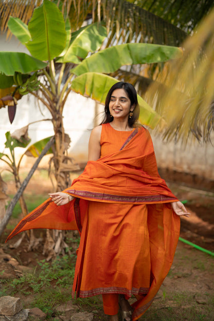 Studio Orange Malar Narayanpet Salwar Set (Top & Dupatta)