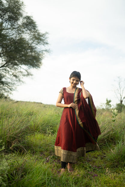 Studio  Red With Green Border Malar Narayanpet Top & Dupatta