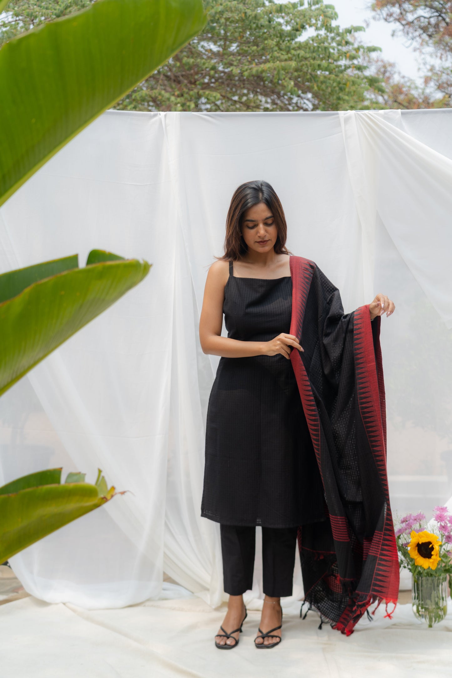 Studio Pure Handloom Kurta Top And Checks Duppata
