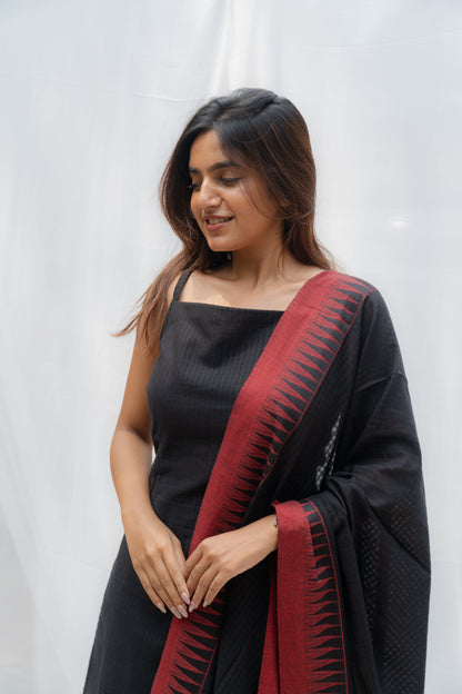 Studio Pure Handloom Kurta Top And Checks Duppata