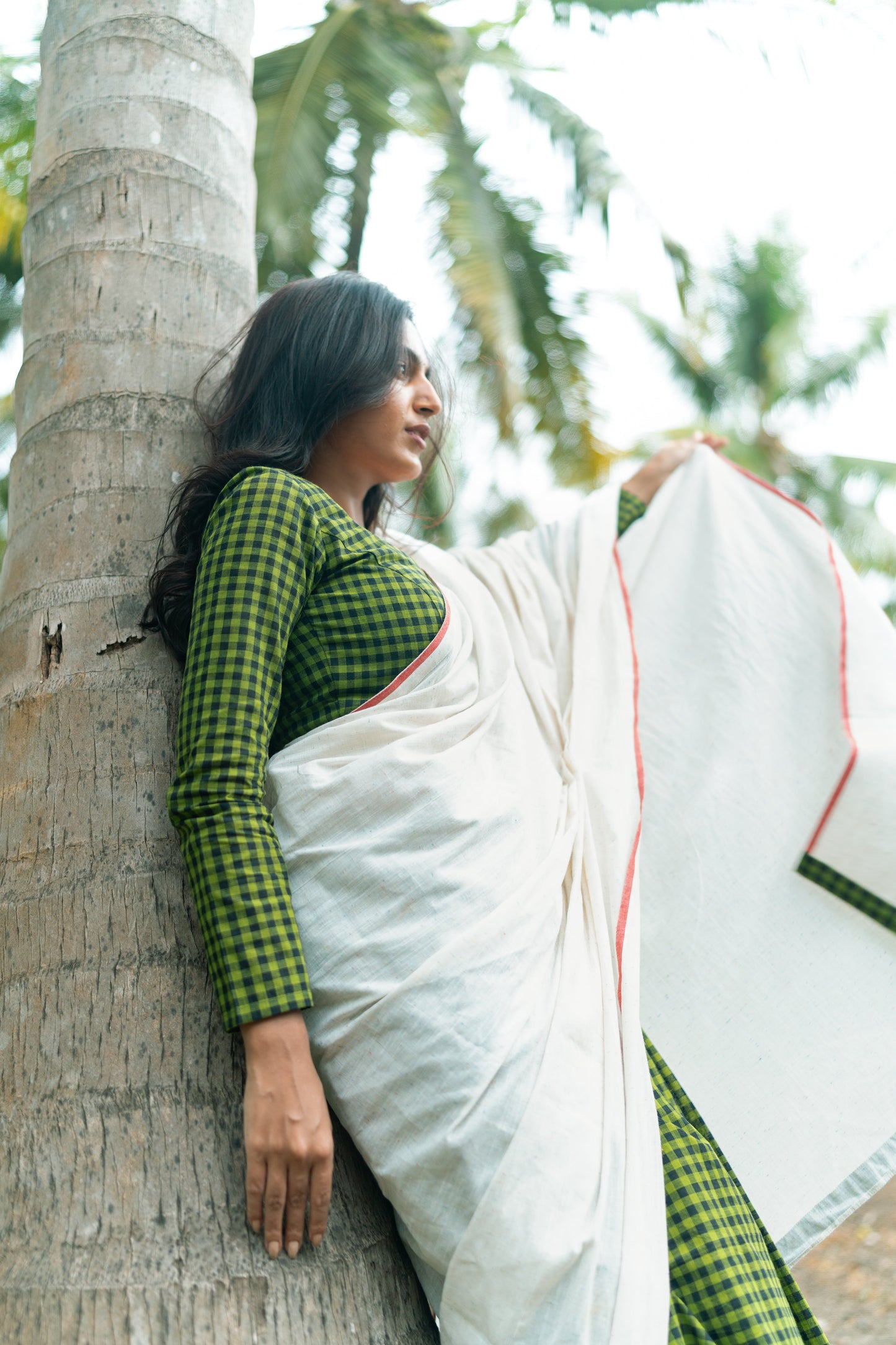 Tulsi Saree and Unstitched Blouse with 1m fabric