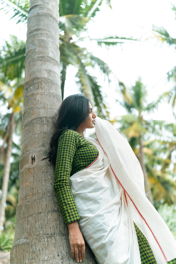 Tulsi Saree and Unstitched Blouse with 1m fabric