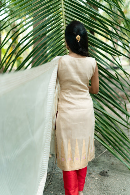 Chandana Kurta Set