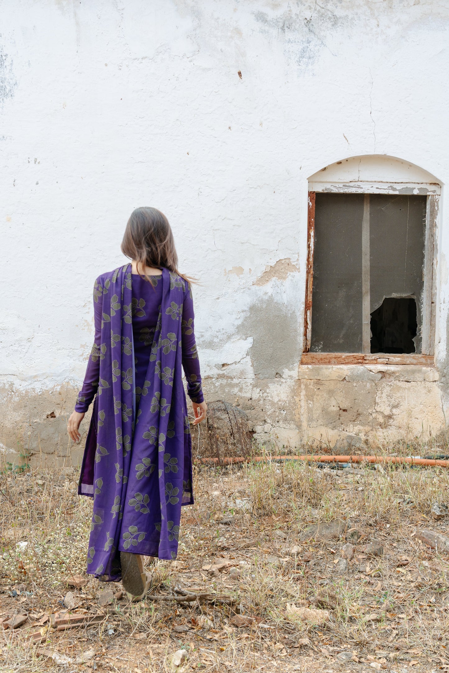 Studio Violet Foliage Printed Georgette Kurta Top & Dupatta