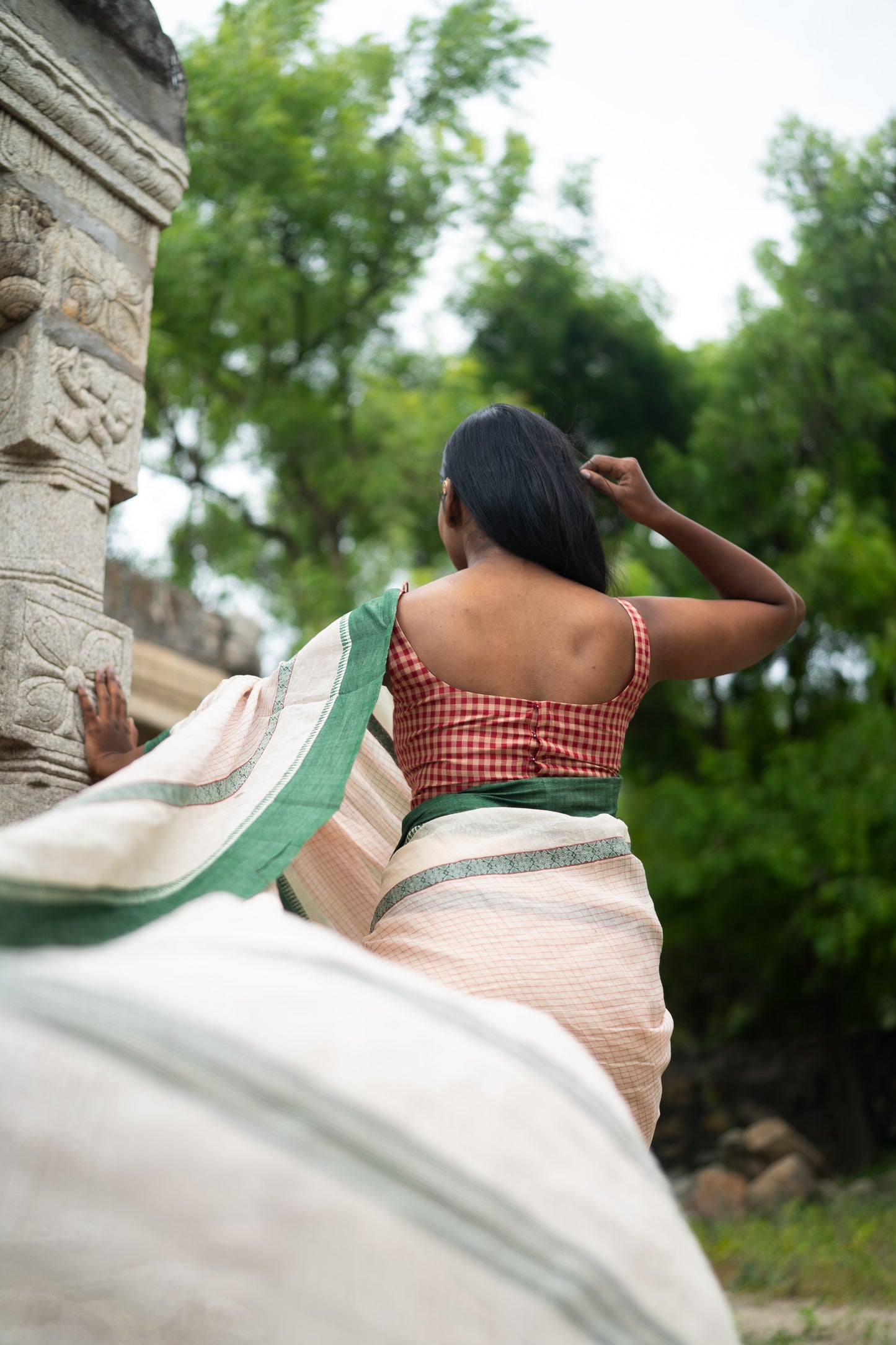 Ivory Muse Saree and Unstitched Blouse with 1m fabric