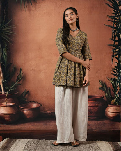 Saundh Hand Block Wrap Top Bo