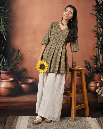Saundh Hand Block Wrap Top Bo