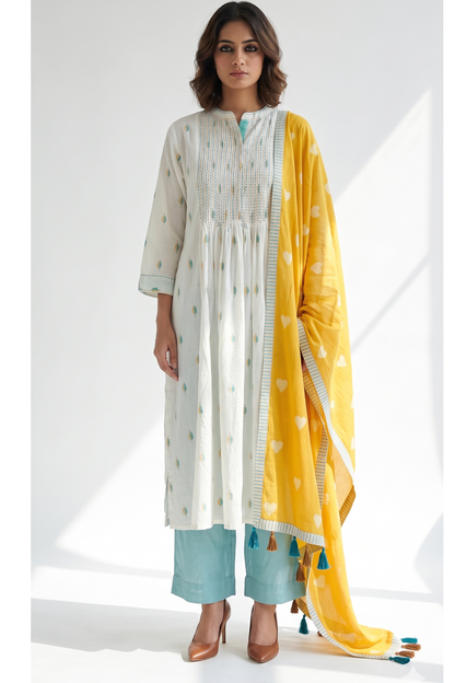 Sunleaf White Long Pintuck Yoke Kurta Top With Slit