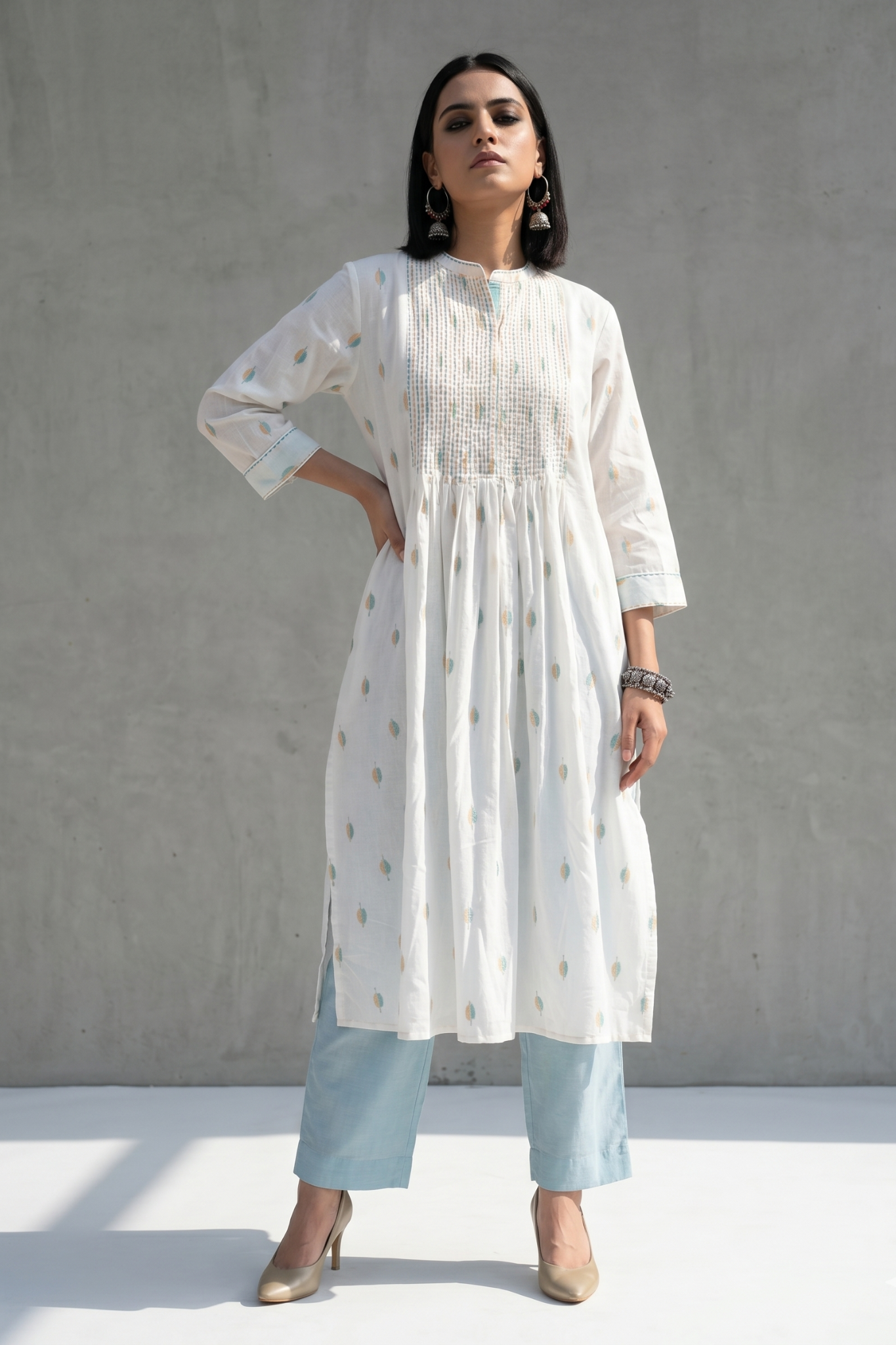 Sunleaf White Long Pintuck Yoke Kurta Top With Slit