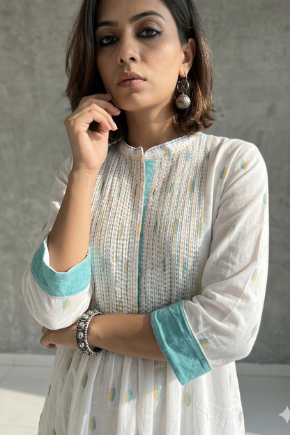 Sunleaf White Long Pintuck Yoke Kurta Top With Slit