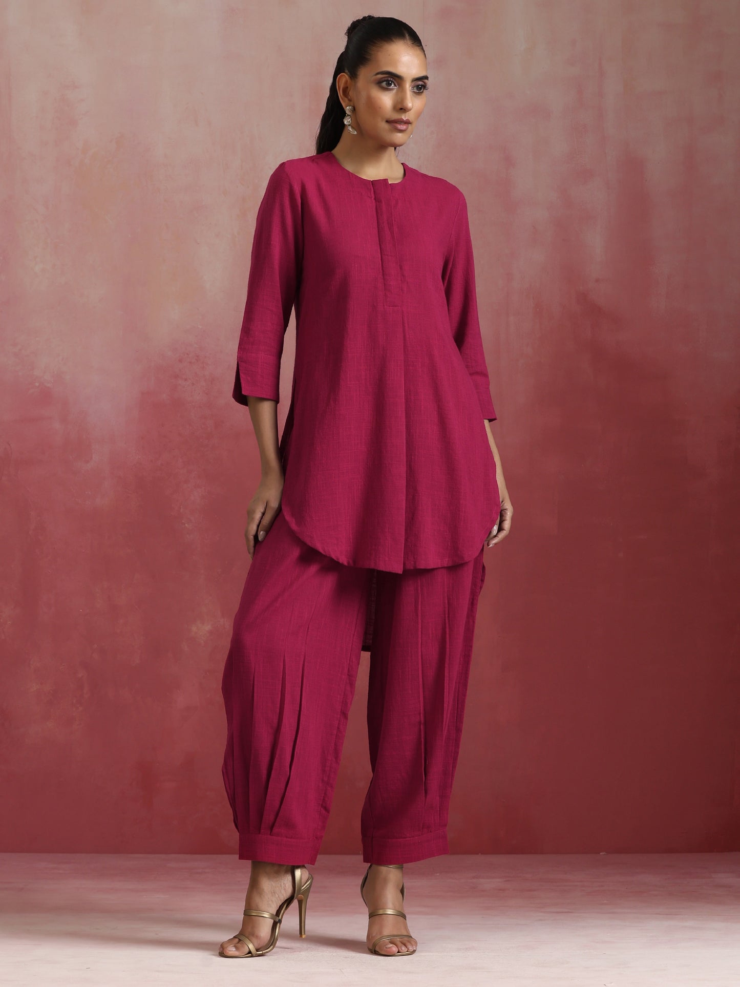 trueBrowns Magenta Cotton Kurta Co-ord set