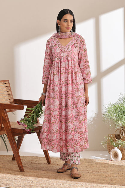 Murraya Primrose Pink Gathered Mirrorwork Kurta Set of 3