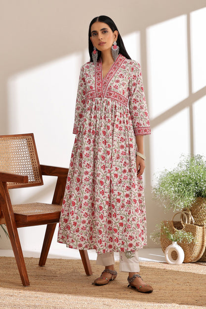 Murraya Pink Peony Gathered Kurta Set of 3