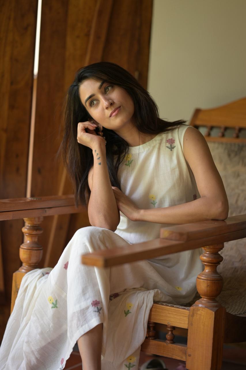Khadi Mul Cotton Dress with Handwoven Jamdani Detailing Og