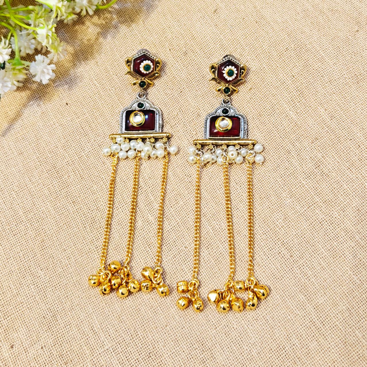 Evara Look Alike Dual Tone Stone Earring