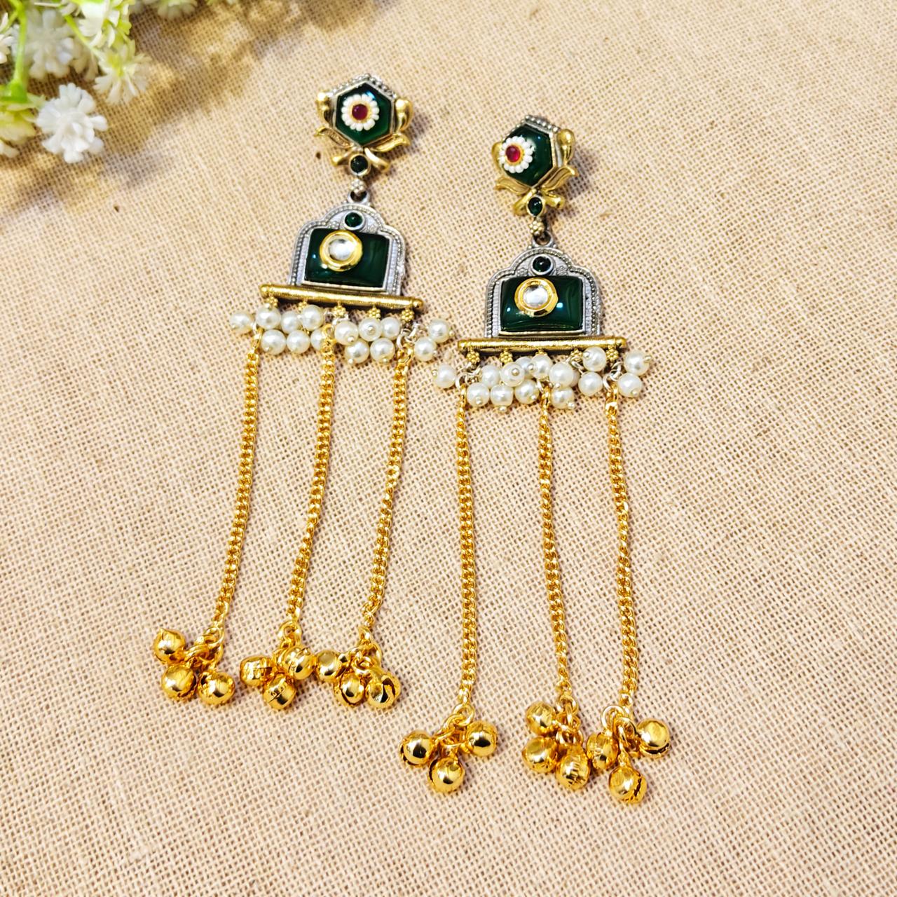 Evara Look Alike Dual Tone Stone Earring
