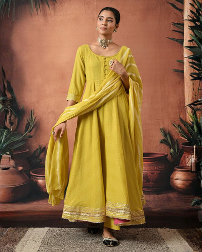 A Little Extra Anarkali Set Bo