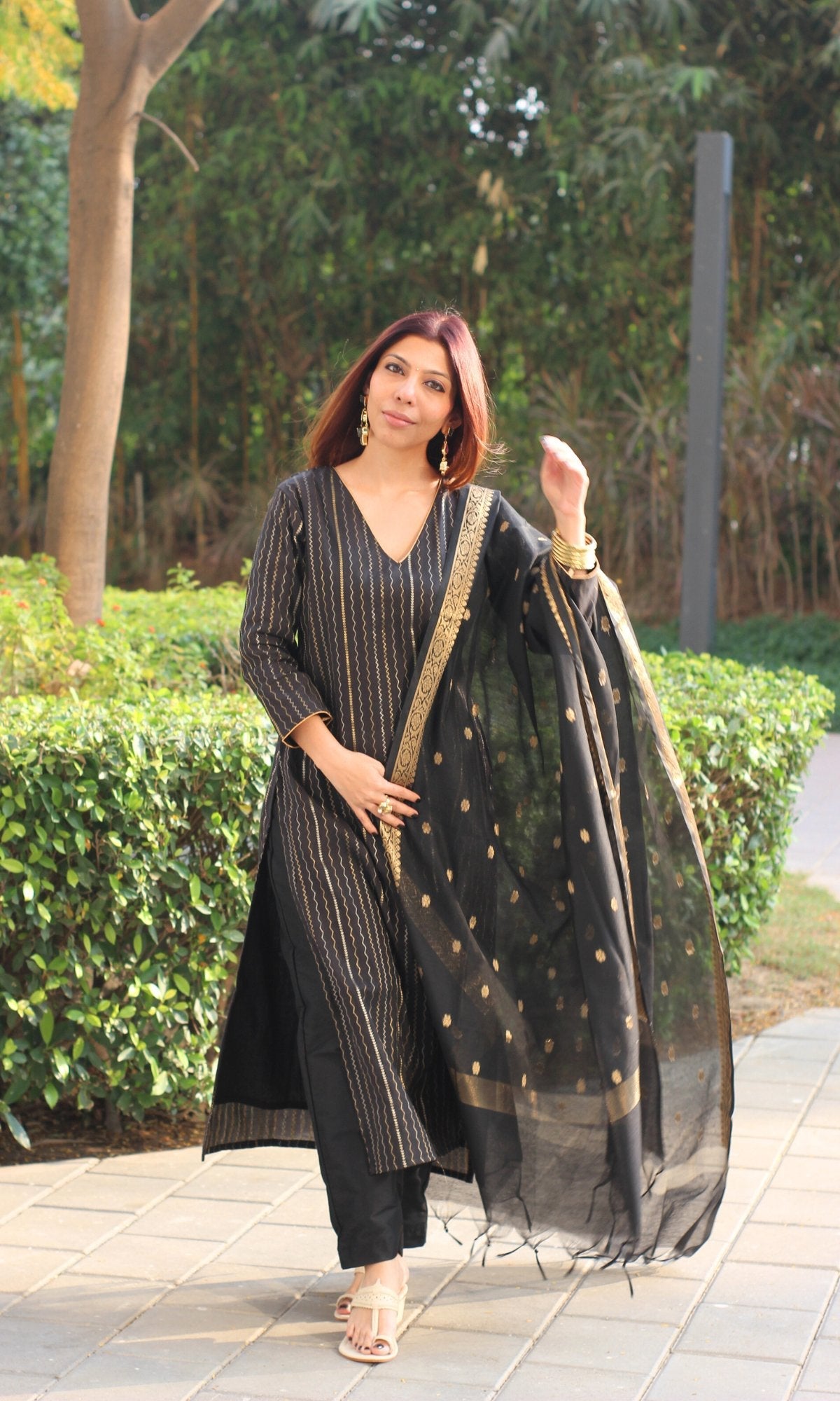 Banarasi Black & Gold Zari Kurta & Dupatta with Plain Pants - Baareeki