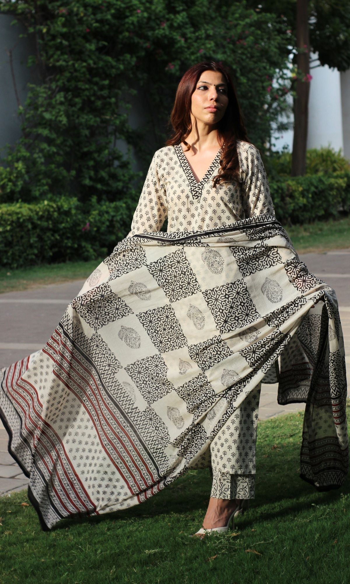 Cotton Handblock Print Off White & Black Suit Set with Mul Handblock Dupatta - Baareeki