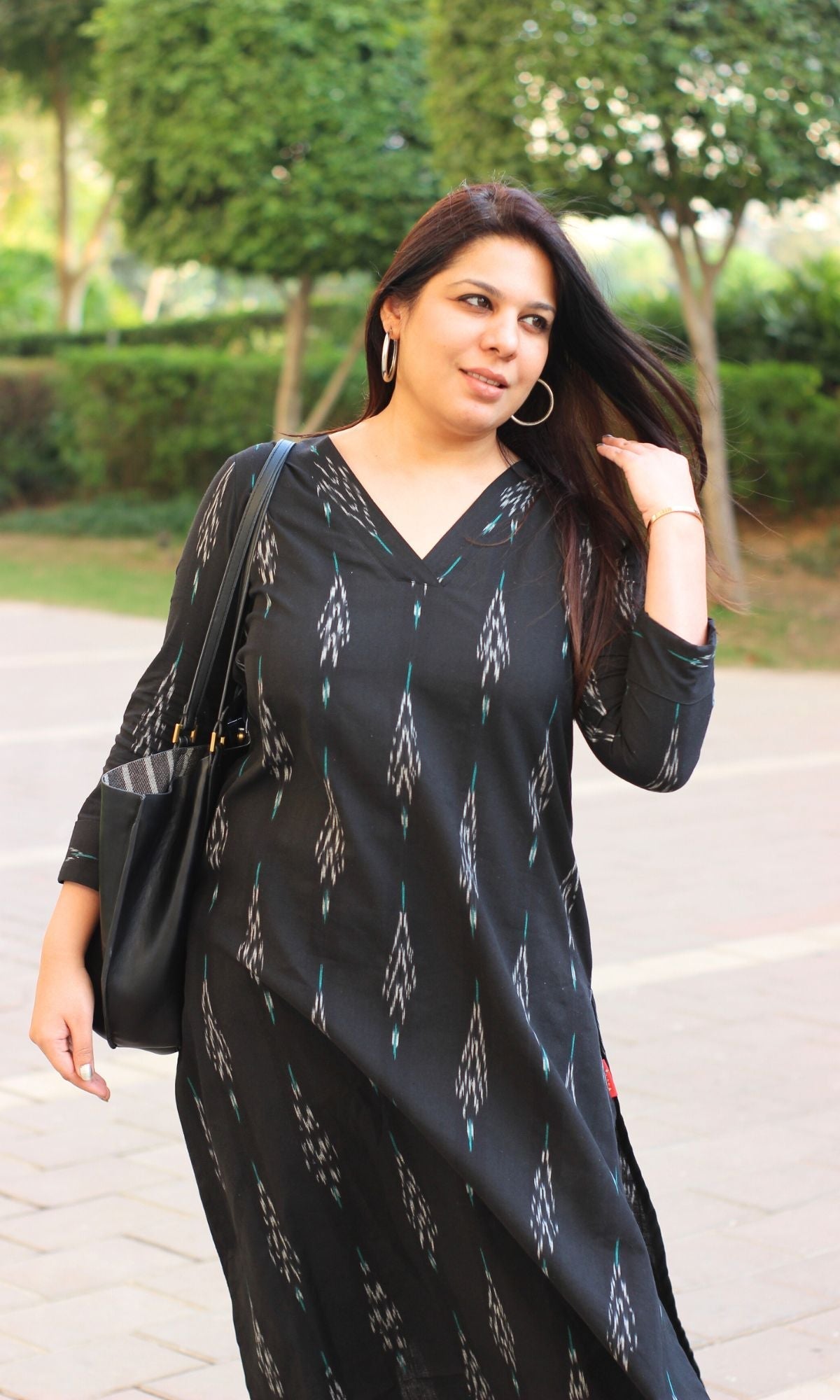 Cotton Ikat Black V - neck Kurta - Baareeki