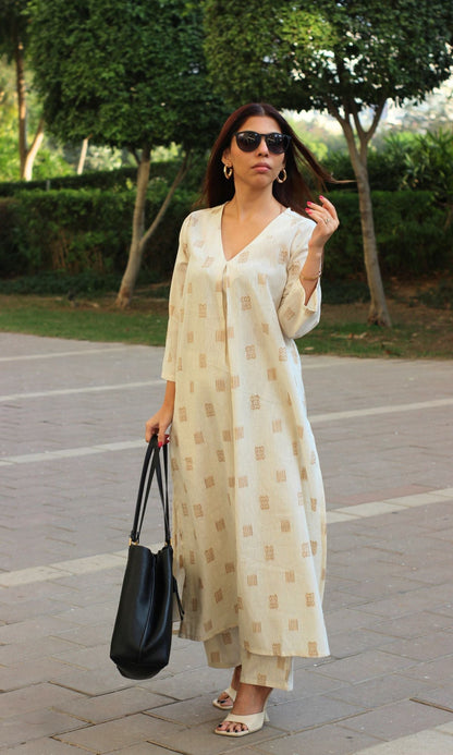 Cotton Linen Blend Beige & Brown Weaved Pleated Kurta & Pants - Baareeki