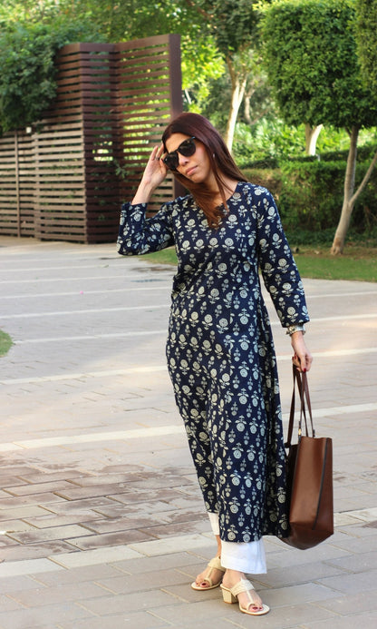 Cotton Navy Blue Booti Kali Kurta - Baareeki