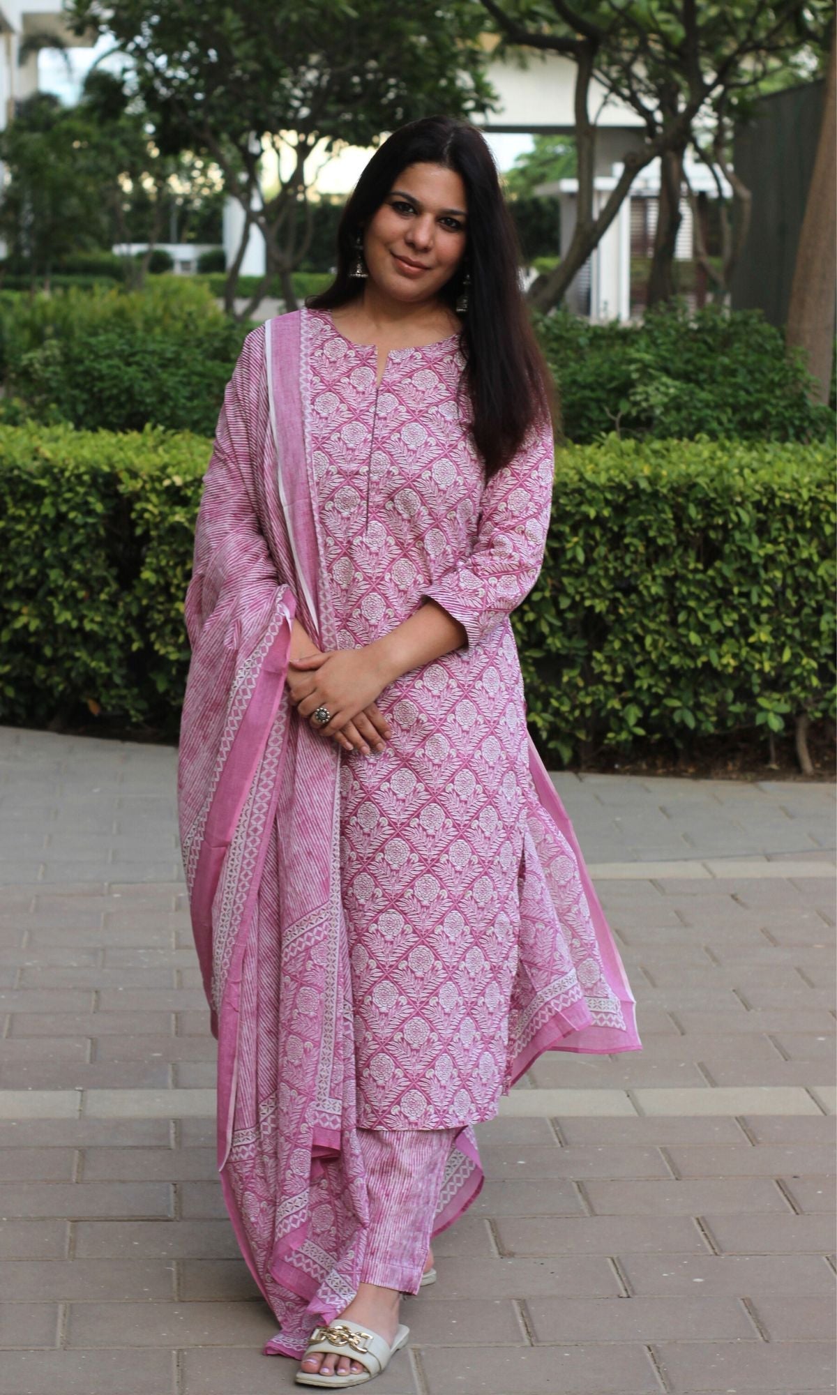 Cotton Onion Pink Printed Suit Set with Printed Cotton Dupatta - Baareeki