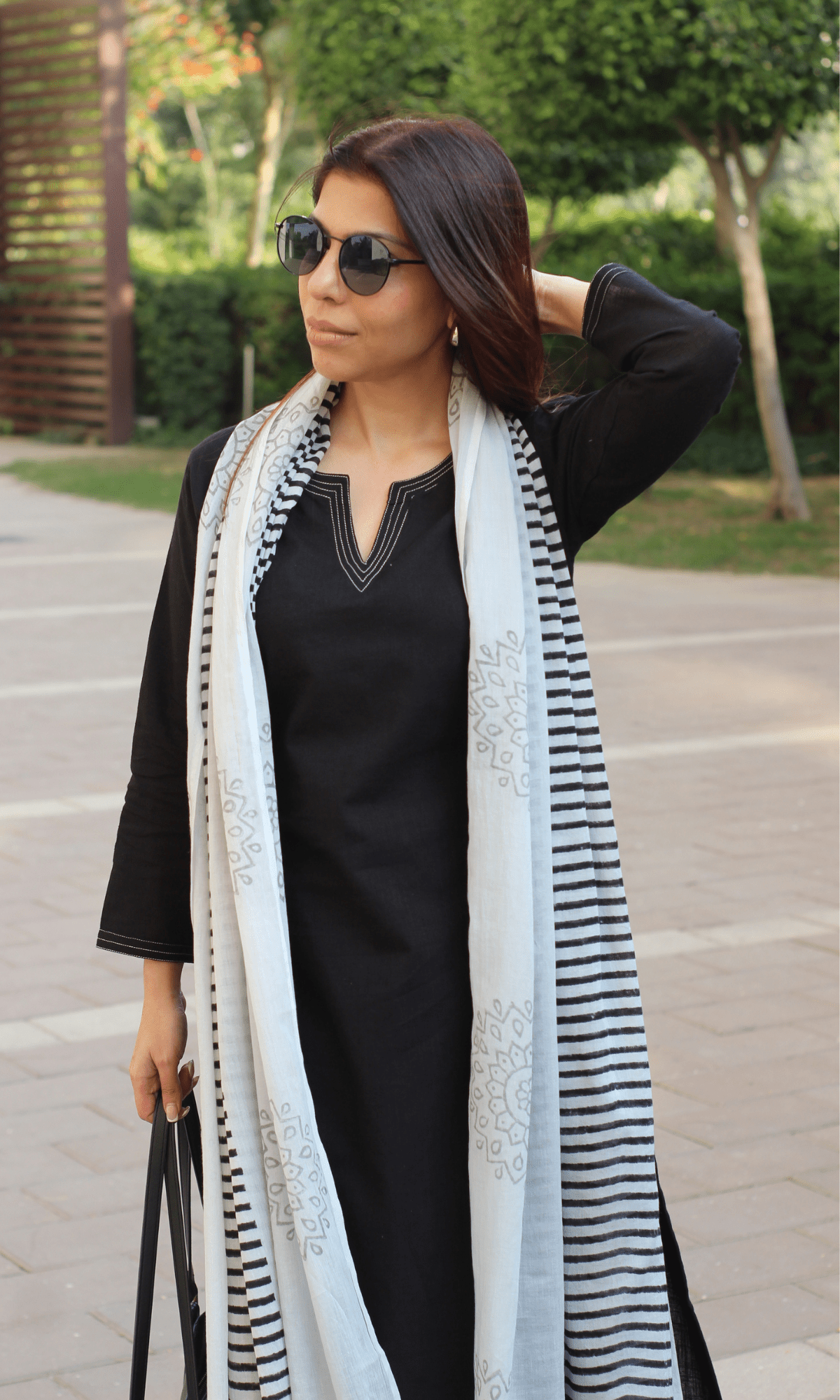 Cotton Slub Black & White Suit with Mul Line - wave Dupatta - Baareeki